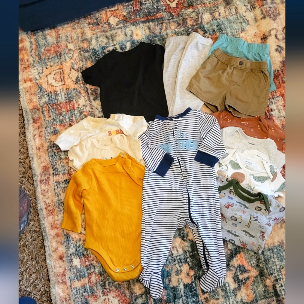 Baby boy 9 month clothing bundle 13 items